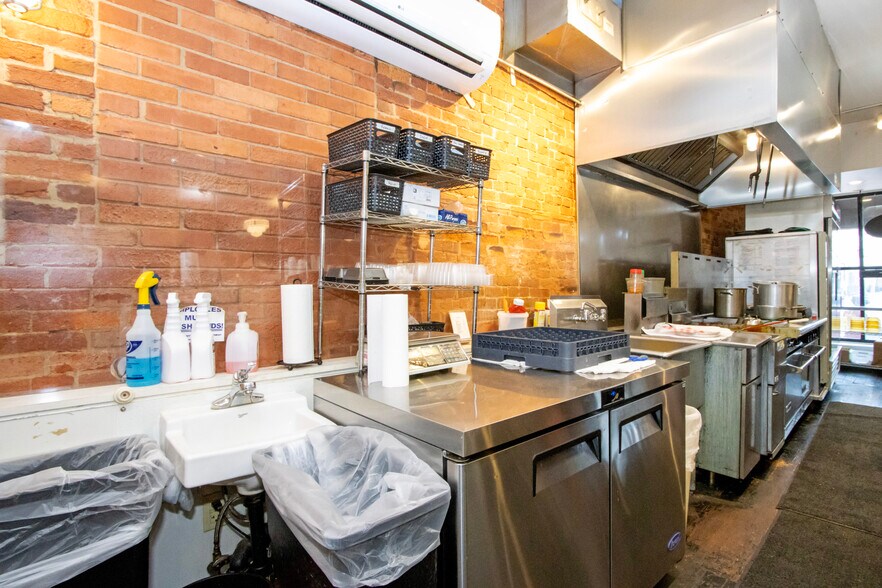 More Photos Of 128 S Market St, Wooster General Retail For Sale