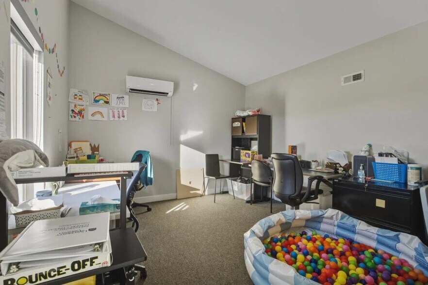 More Photos Of 1591 Port Republic Rd, Harrisonburg Office For Lease