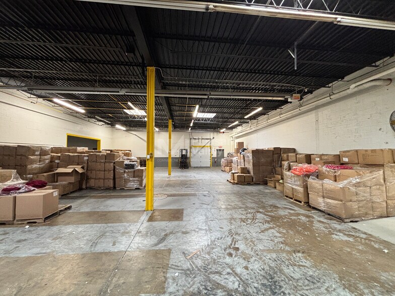 More Photos Of 1217-1227 Norton Rd, Hudson Warehouse For Lease