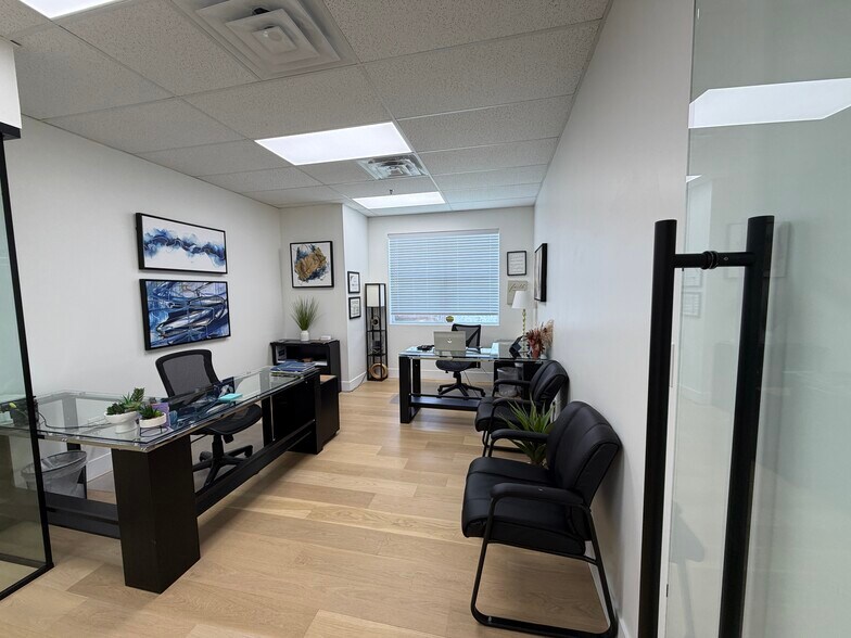 More Photos Of 515 W Southlake Blvd, Southlake Medical For Lease