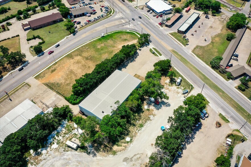 More Photos Of 4109 Mansfield Hwy, Forest Hill Schools For Sale