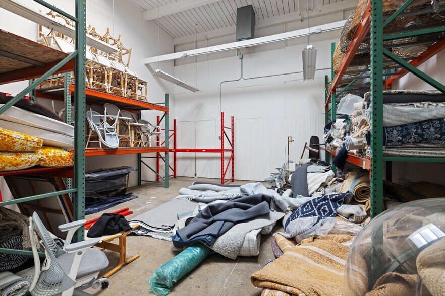 More Photos Of 4512-4514 Hollis St, Emeryville Warehouse For Lease