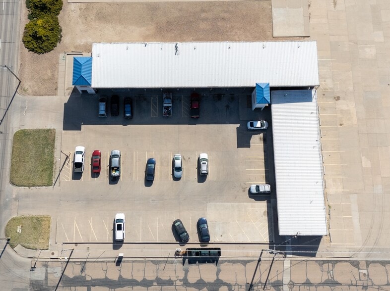 More Photos Of 1502 E Fulton St, Garden City Apartments For Sale