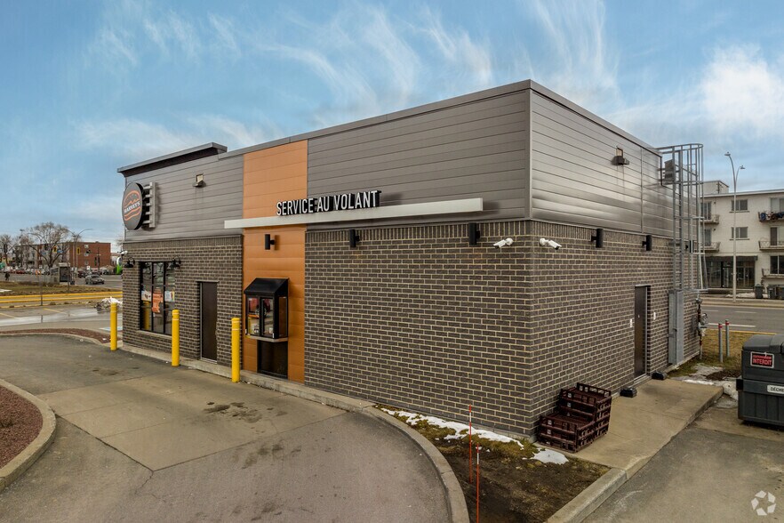 More Photos Of 6000 Blvd Henri-Bourassa E, Montréal Unknown For Lease