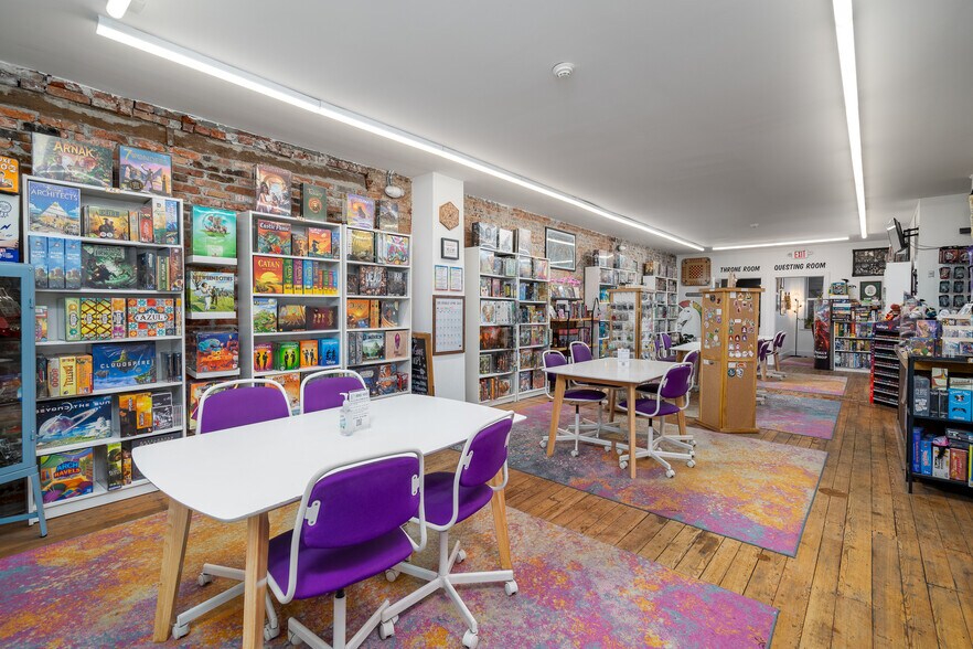 More Photos Of 519 S 5th St, Philadelphia Storefront Retail Residential For Sale