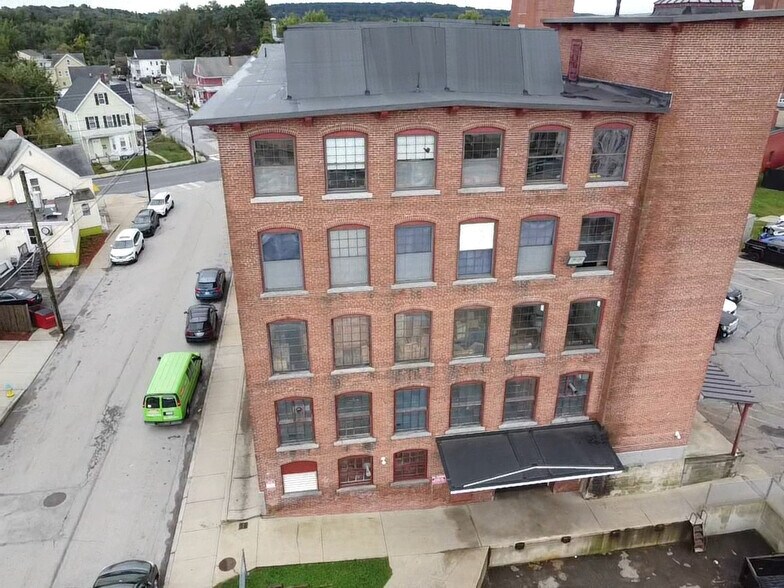 More Photos Of 51-55 Lake St, Nashua Light Manufacturing For Lease