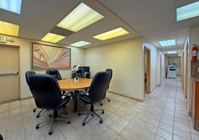 More Photos Of 9165 NW 96th St, Medley Warehouse For Sale