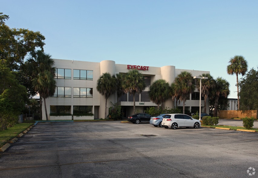 Primary Photo Of 8360 W Oakland Park Blvd, Sunrise Office For Lease