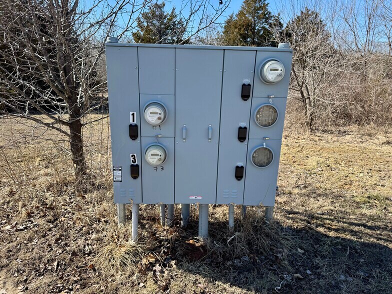 More Photos Of 19431 Highway J, Monroe City Hotel For Sale