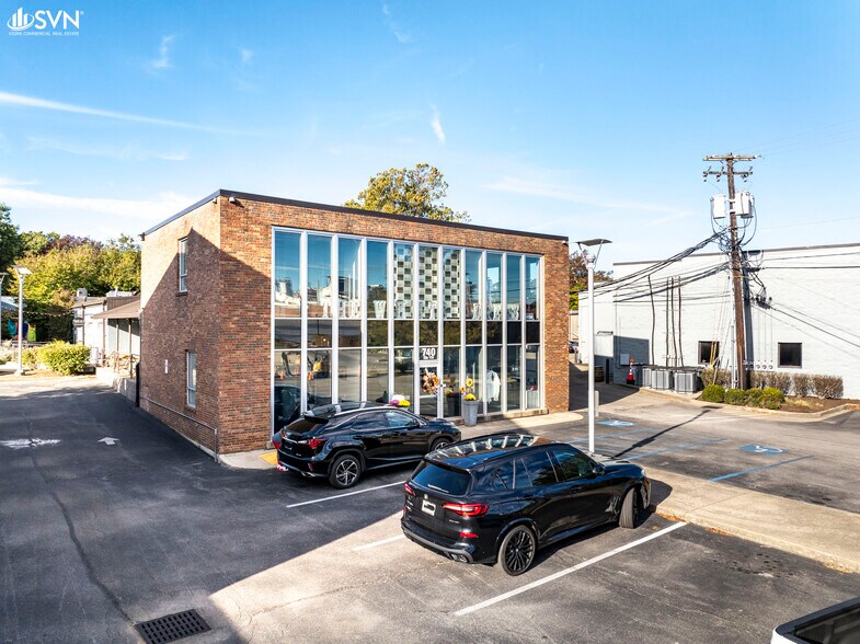 More Photos Of 740 National Ave, Lexington Warehouse For Lease