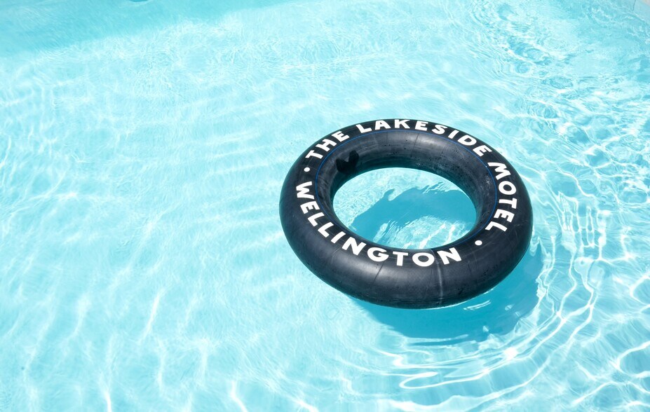 More Photos Of 349 Wellington Main St, Prince Edward Hotel For Sale