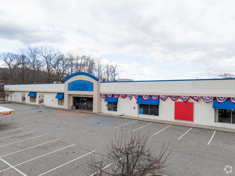 More Photos Of 2257 Route 112, Coram Freestanding For Lease