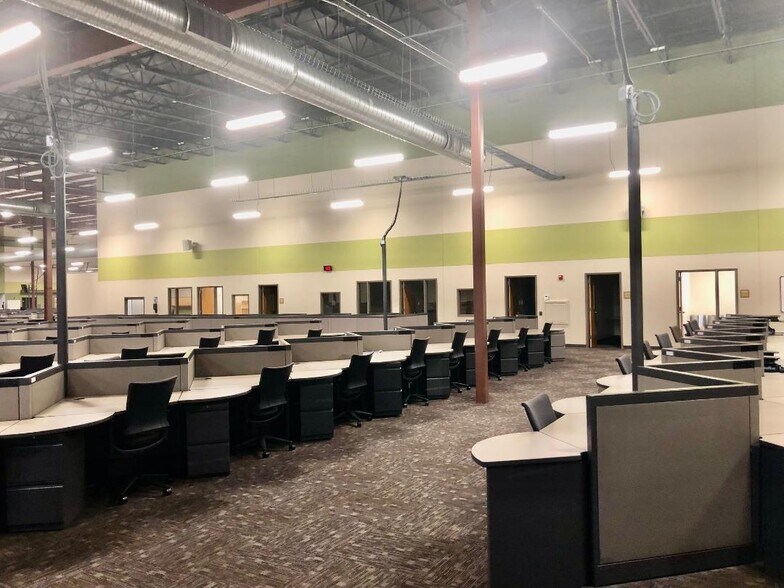 More Photos Of 4501 N Superior Dr, Muncie Industrial For Lease