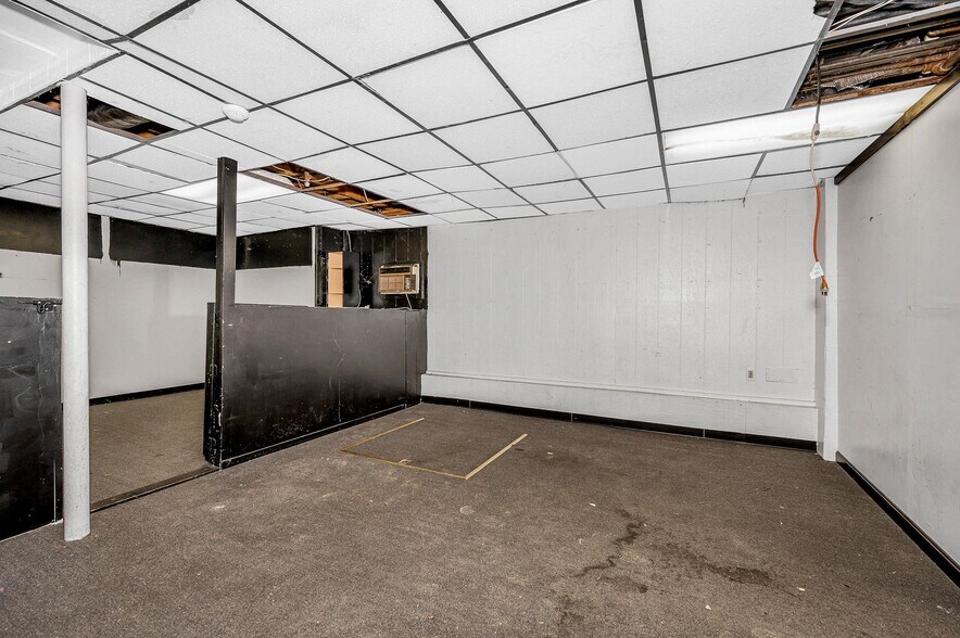 More Photos Of 16-20 Concord st, Lowell Office For Lease