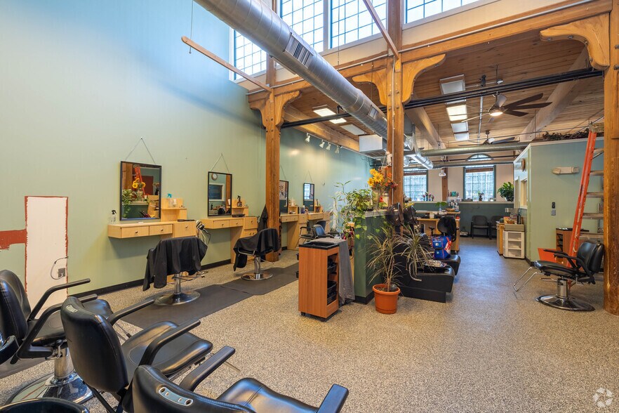 More Photos Of 91-101 Mill St, Dracut Apartments For Lease