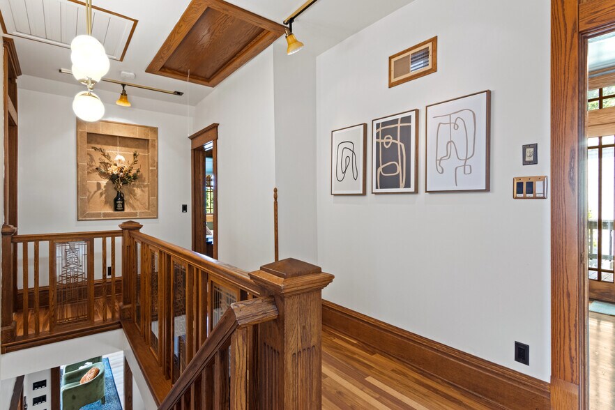 More Photos Of 128 E Pine St, Cadillac Specialty For Sale