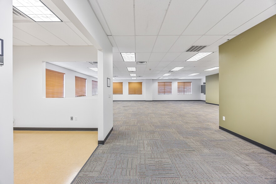 More Photos Of 5500 Murrell Rd, Melbourne Office For Sale