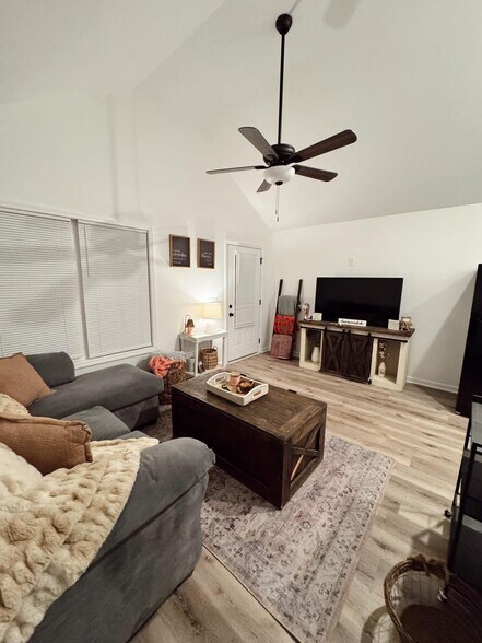 More Photos Of 20 Massey Dr, Phenix City Apartments For Sale