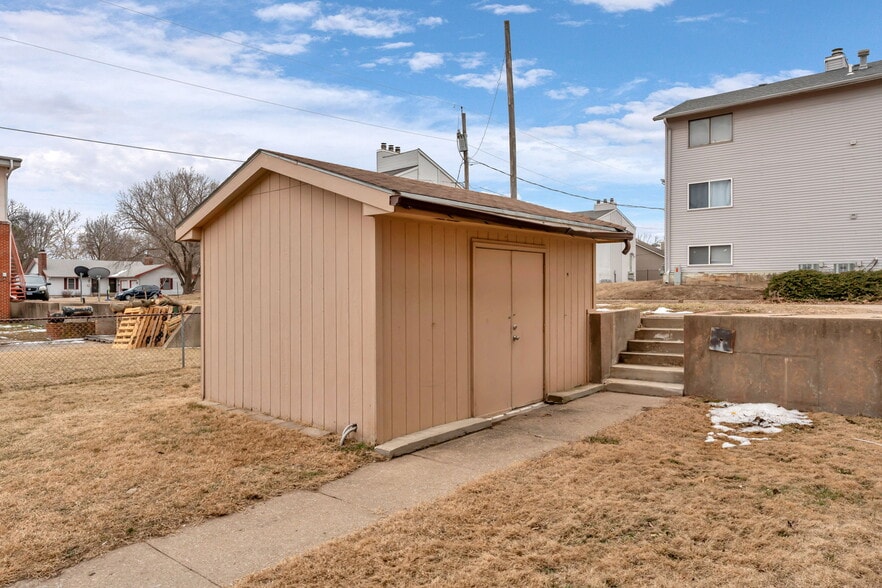 More Photos Of , Topeka Multifamily For Sale