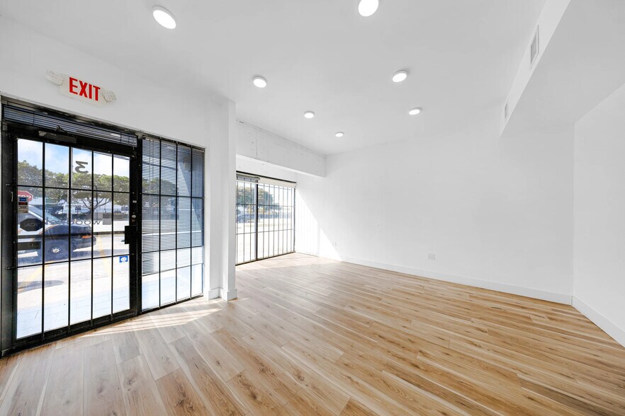 More Photos Of 1373 NW 97th Ave, Miami Unknown For Lease