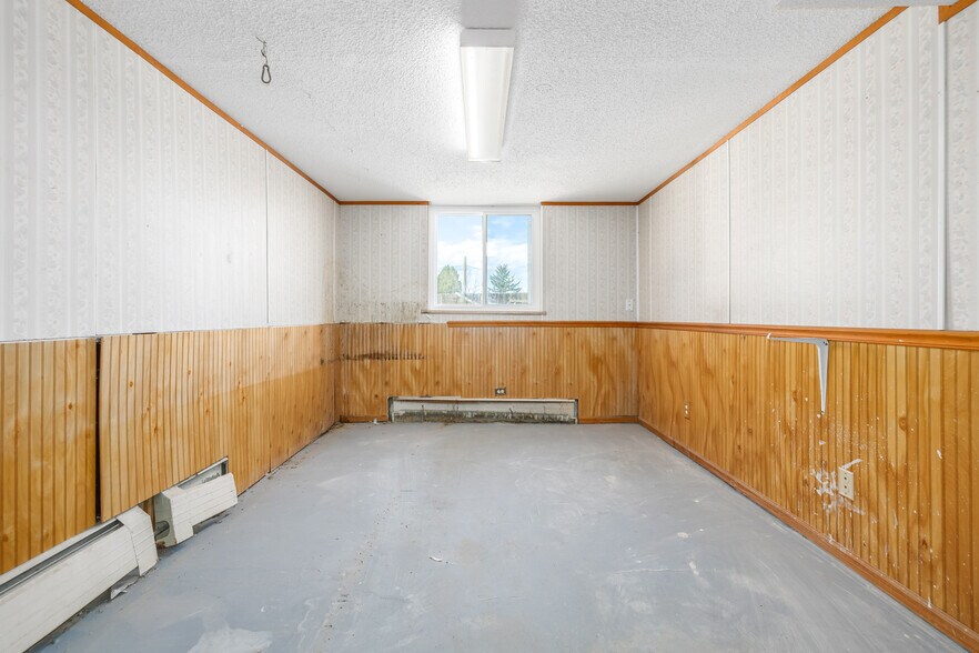 More Photos Of 8221 Bradburn Dr, Westminster Office For Sale
