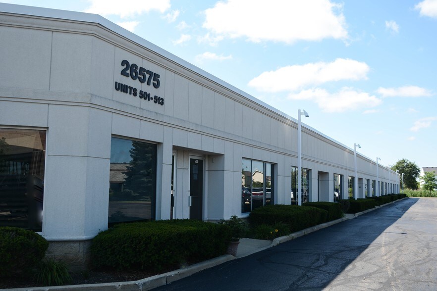 More Photos Of 26575 W Commerce Dr, Volo Light Distribution For Lease