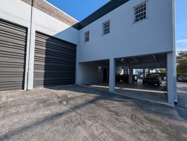 More Photos Of 1601 NW 97th Ave, Doral Warehouse For Lease