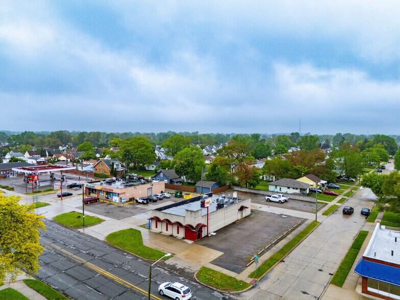 More Photos Of 15163 E 10 Mile Rd, Eastpointe Freestanding For Sale