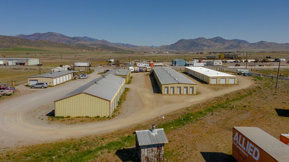 More Photos Of 2330 E Oberlin Rd, Yreka Self Storage For Sale