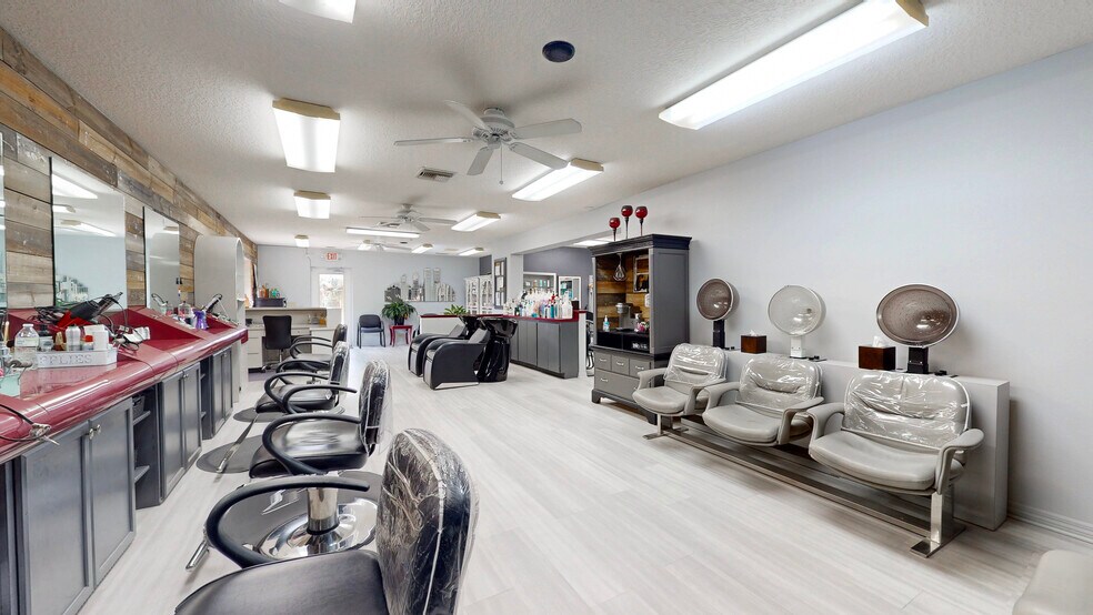 More Photos Of 1430 Morin St, Eustis Freestanding For Sale