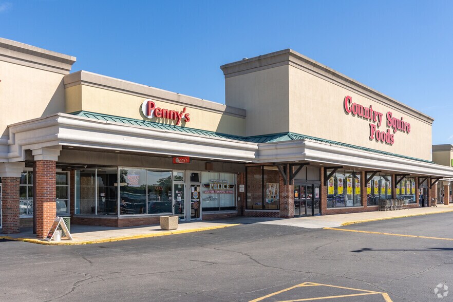 More Photos Of 77-199 W Joe Orr Rd, Chicago Heights Unknown For Lease