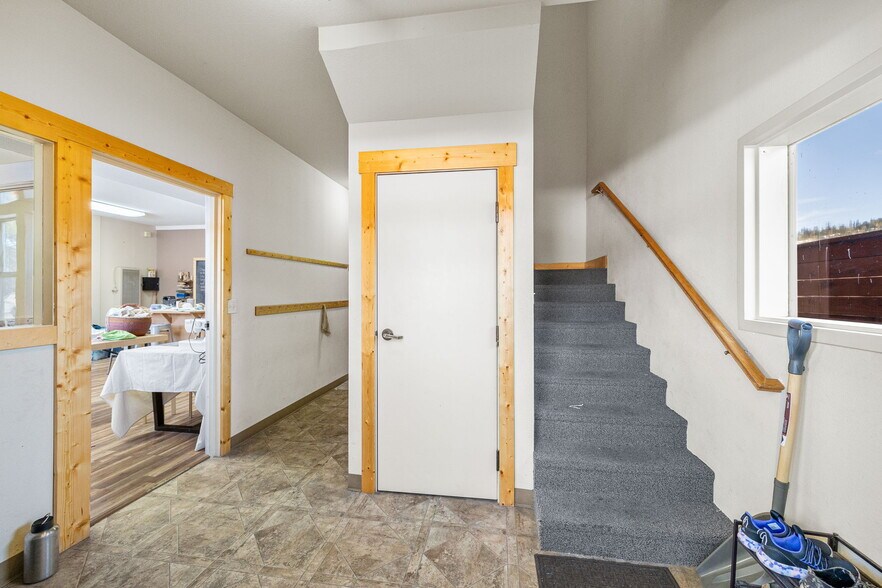 More Photos Of 12315 Deerfield Dr, Truckee Office Residential For Sale