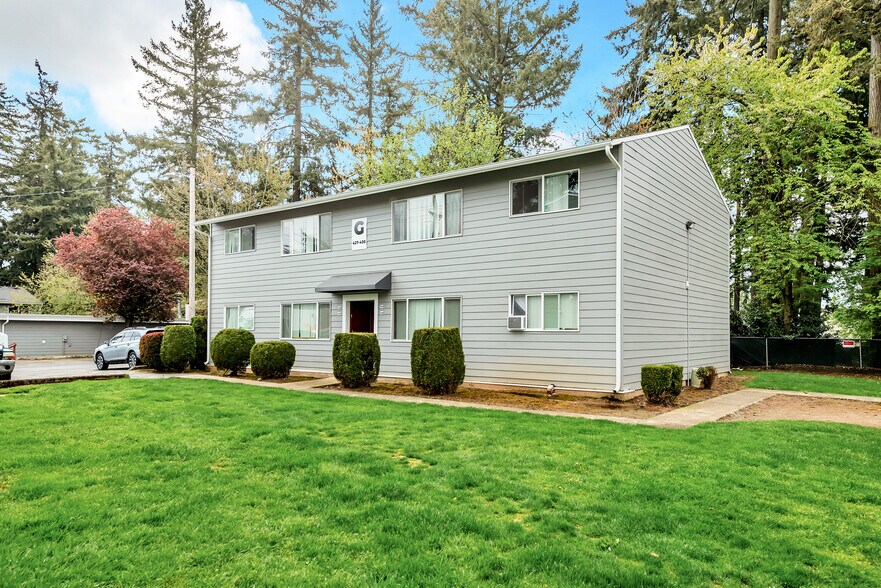 More Photos Of 16300-16400 E Burnside St, Gresham Apartments For Sale