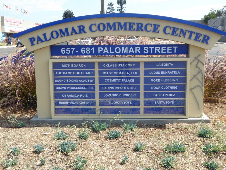 More Photos Of 663 Palomar St, Chula Vista Flex For Lease