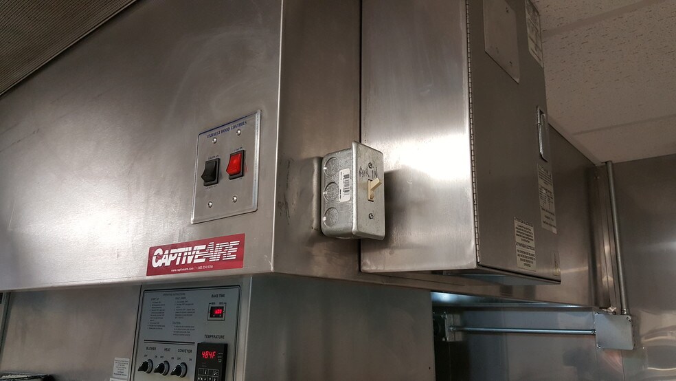 More Photos Of 659 Philadelphia St, Indiana Restaurant For Lease