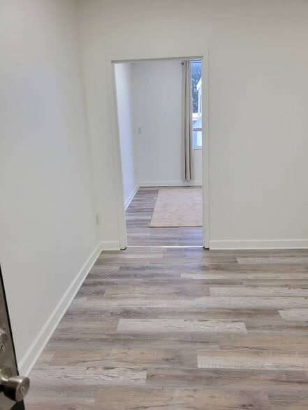 More Photos Of 153-155 Post Rd E, Westport Storefront Retail Office For Lease