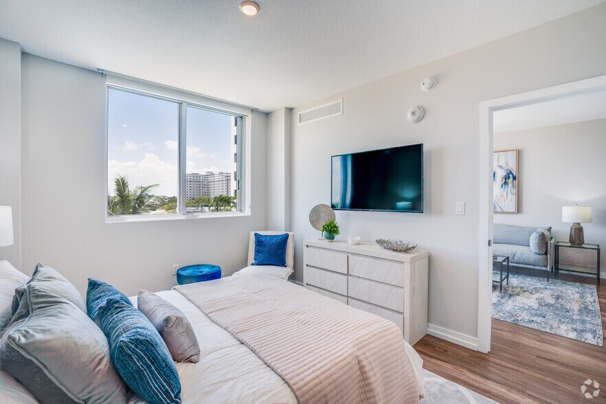 More Photos Of 1110 NW 1st St, Miami Apartments For Sale