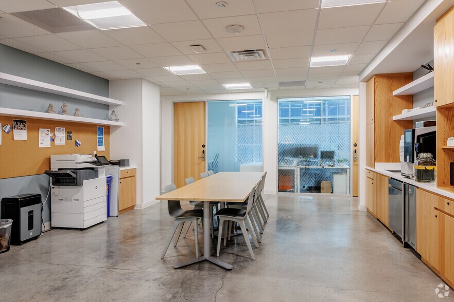 More Photos Of 250 Fillmore St, Denver Coworking Space