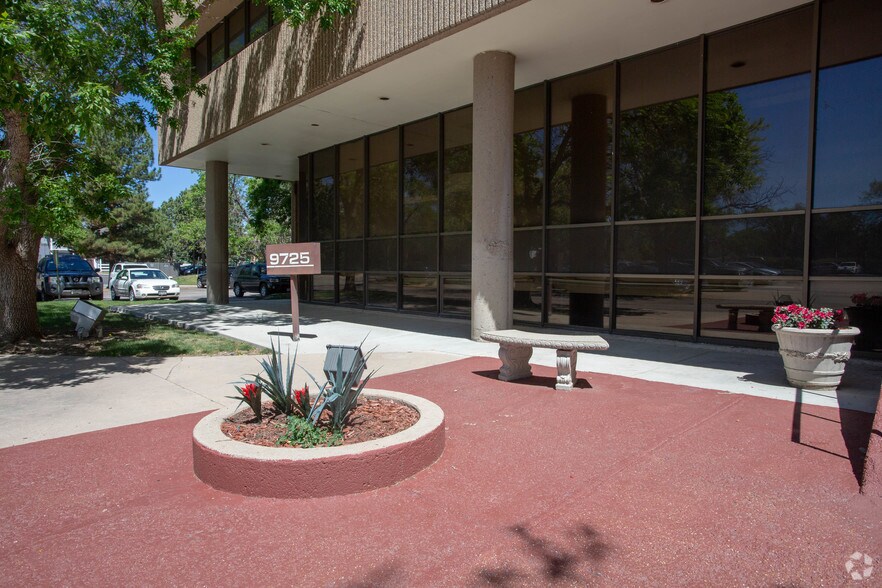 More Photos Of 9725 E Hampden Ave, Denver Office For Lease