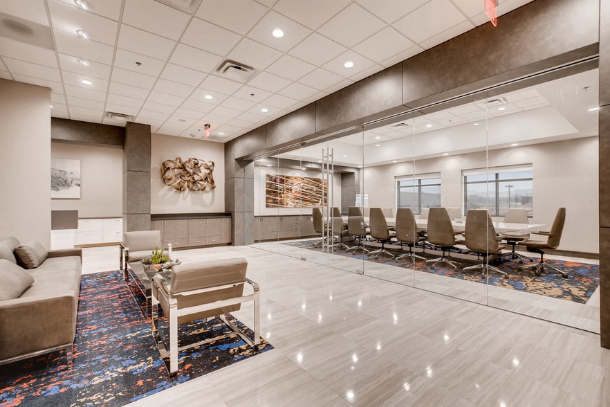 More Photos Of 6595 S Jones Blvd, Las Vegas Office For Sale