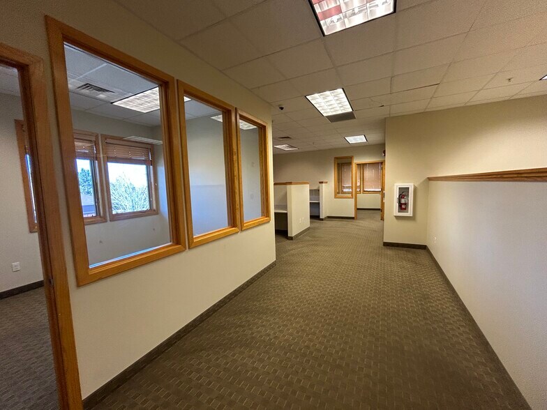 More Photos Of 525 SW Umatilla St, Redmond Office For Sale
