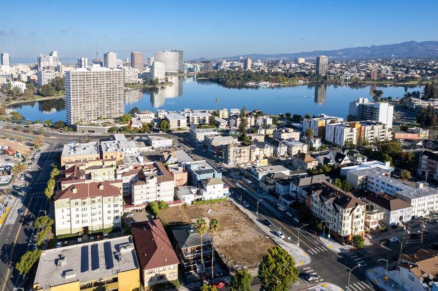 More Photos Of 229 International Blvd, Oakland Land For Sale