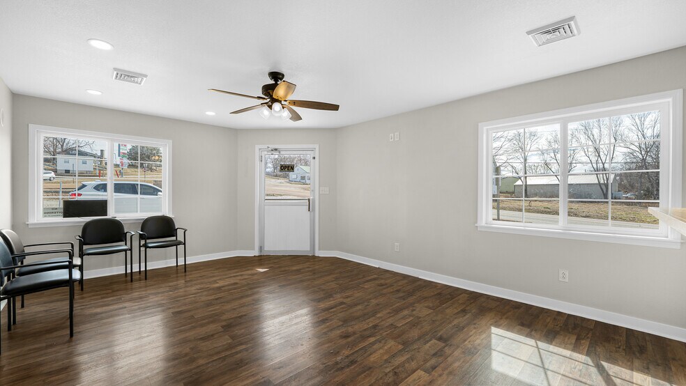 More Photos Of 900 Highway 42, Iberia Freestanding For Sale