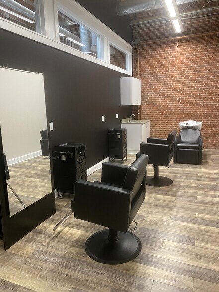 More Photos Of 651 Orchard St, New Bedford Loft Creative Space For Lease