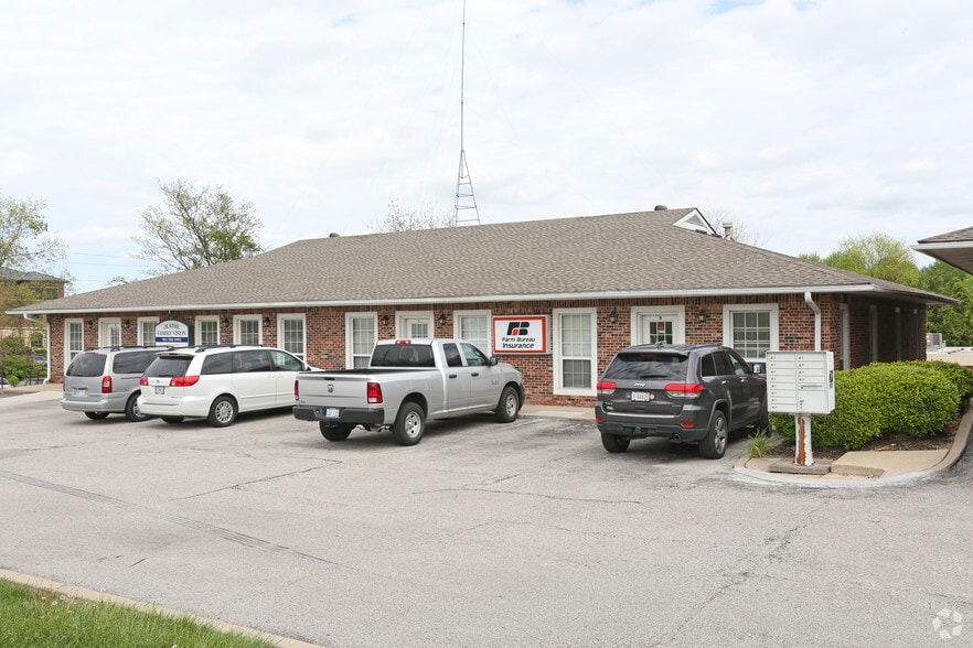 More Photos Of 13839 S Mur-Len Rd, Olathe Medical For Lease
