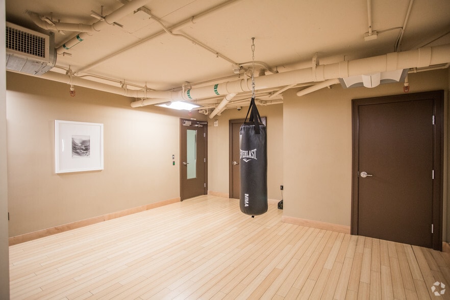 More Photos Of 8710 Cameron St, Silver Spring Apartments For Lease