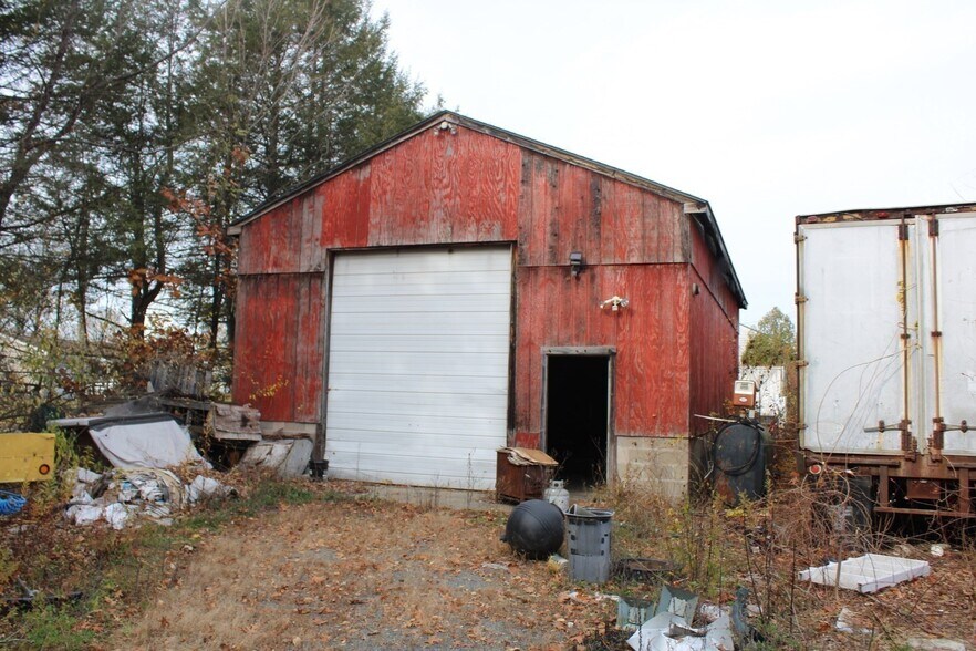 More Photos Of 72 Unity St, Turners Falls Freestanding For Sale