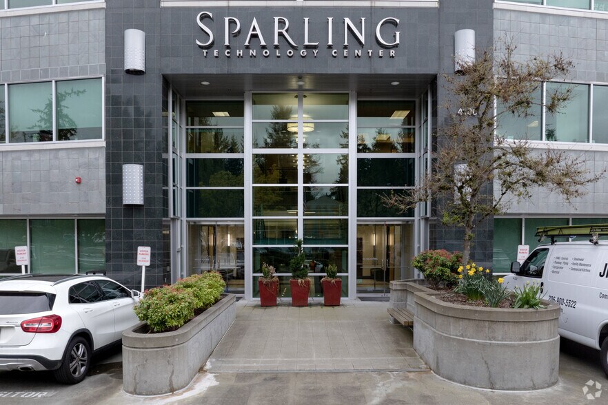 More Photos Of 4100 194th St SW, Lynnwood Office For Lease