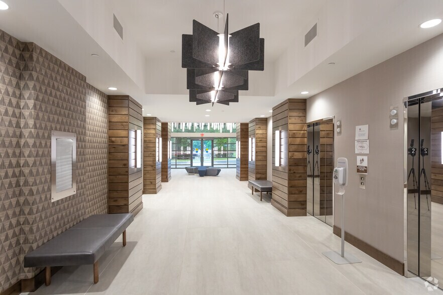 Photo of 2nd Floor Ste Main Lobby Level