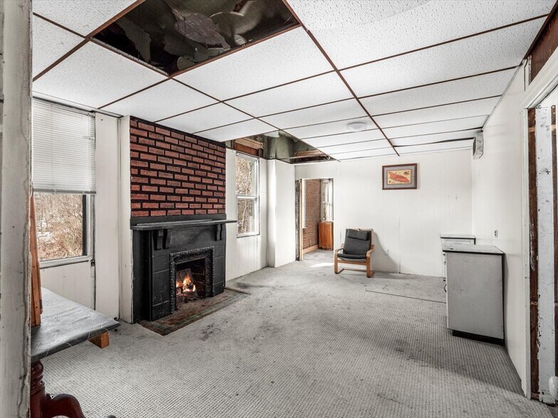 More Photos Of 134 Steuben St, Pittsburgh Restaurant For Sale
